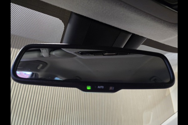 Toyota Yaris 1.5 Hybrid Dynamic DEALER ONDH AUT. ACC CAMERA LANE ASSIST CRUISE CONTROL STOELVERWARMING