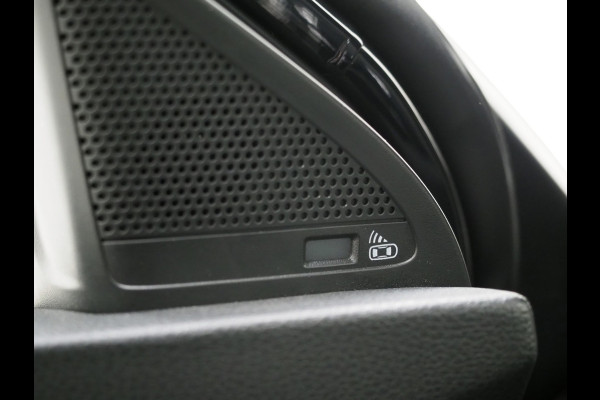 MG EHS 1.5 TGDI Luxury | Panoramadak | Adaptive Cruise | Sportstoelen | 360 | Keyless | Carplay