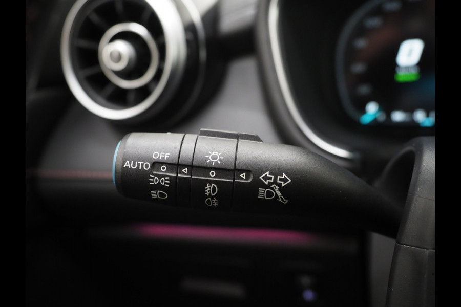 MG EHS 1.5 TGDI Luxury | Panoramadak | Adaptive Cruise | Sportstoelen | 360 | Keyless | Carplay