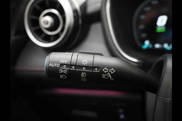 MG EHS 1.5 TGDI Luxury | Panoramadak | Adaptive Cruise | Sportstoelen | 360 | Keyless | Carplay