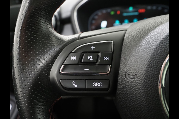 MG EHS 1.5 TGDI Luxury | Panoramadak | Adaptive Cruise | Sportstoelen | 360 | Keyless | Carplay