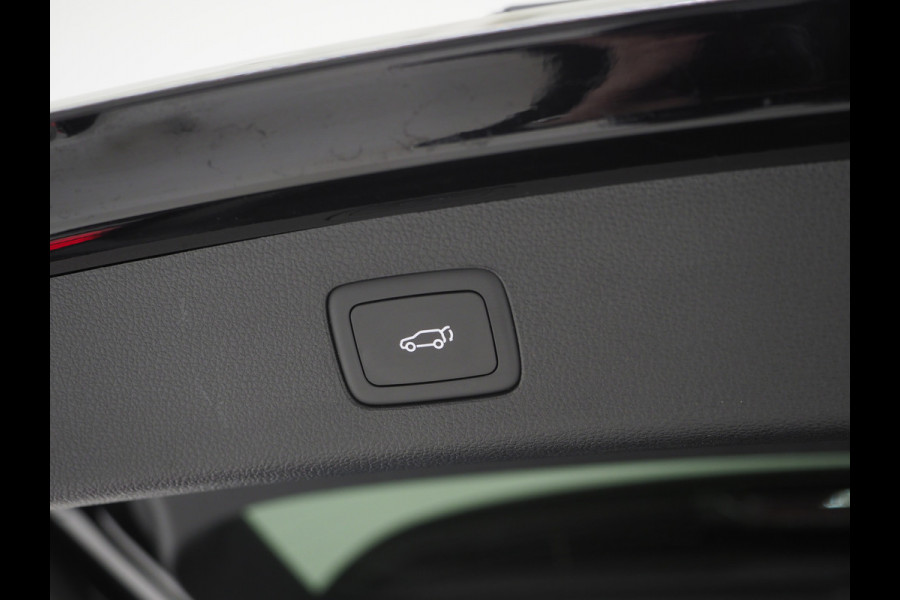 MG EHS 1.5 TGDI Luxury | Panoramadak | Adaptive Cruise | Sportstoelen | 360 | Keyless | Carplay