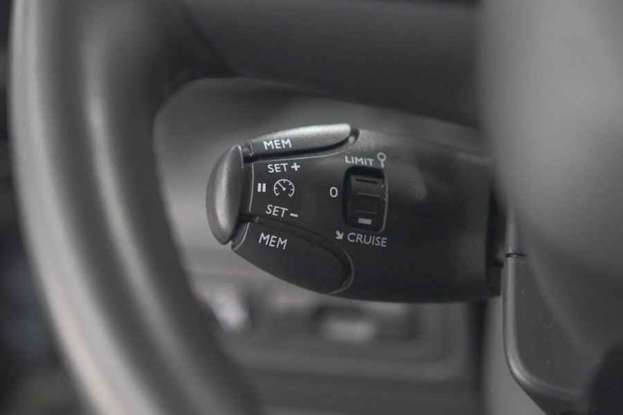 Citroën C3 Aircross PureTech 110 Shine | Camera | Stoelverwarming | Apple Carplay