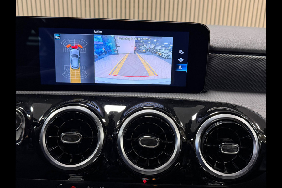 Mercedes-Benz A-Klasse A250e Luxury Plug-in hybride CAMERA NAVIGATIE STOELVERWARMING PDC AIRCO CRUISE KEYLESS-GO