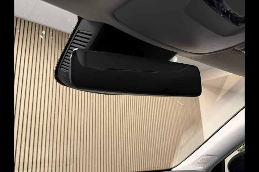 Mercedes-Benz A-Klasse A250e Luxury Plug-in hybride CAMERA NAVIGATIE STOELVERWARMING PDC AIRCO CRUISE KEYLESS-GO