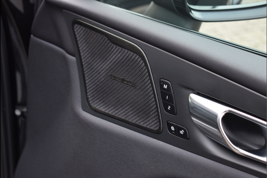 Volvo XC60 2.0 T6 Plug-in hybrid AWD R-Design 350 Pk Pano Leder Camera Trekhaak