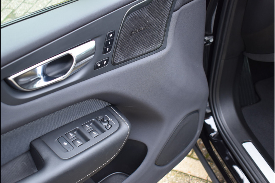 Volvo XC60 2.0 T6 Plug-in hybrid AWD R-Design 350 Pk Pano Leder Camera Trekhaak