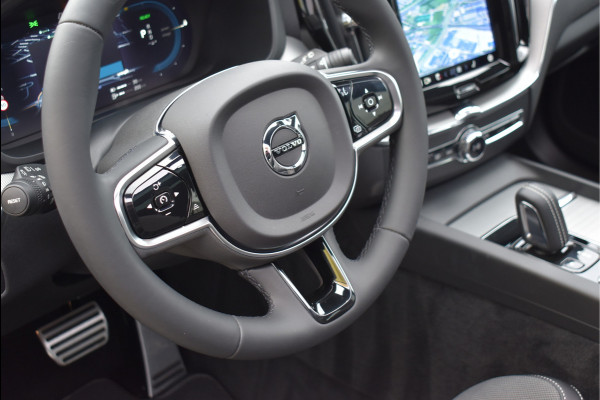 Volvo XC60 2.0 T6 Plug-in hybrid AWD R-Design 350 Pk Pano Leder Camera Trekhaak