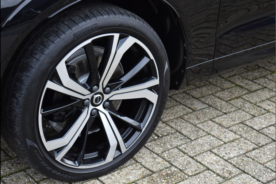 Volvo XC60 2.0 T6 Plug-in hybrid AWD R-Design 350 Pk Pano Leder Camera Trekhaak