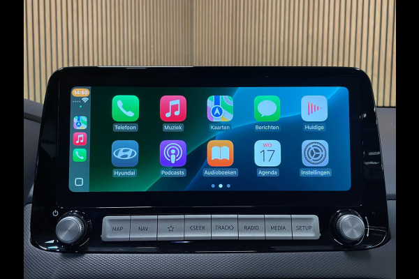 Hyundai Kona EV Fashion 64 kWh|100% SOH|FACELIFT|3-FASE|DAKJE|HEAD-UP|ACC|CAMERA|CARPLAY|NAVI|NL- AUTO|NAP|INCL. BTW|1e EIG.|
