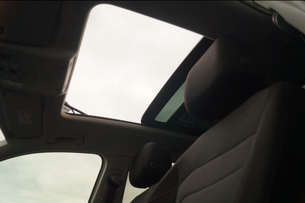 Volkswagen Tiguan Allspace 1.4 TSI 150pk DSG Comfortline Business 7-persoons -PANO-