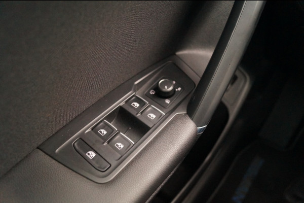 Volkswagen Tiguan Allspace 1.4 TSI 150pk DSG Comfortline Business 7-persoons -PANO-