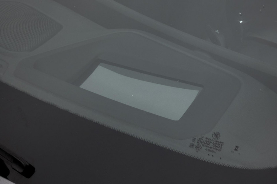 BMW 3 Serie Touring 330e M-PAKKET | HEAD UP | 360 CAMERA | ELEKTRISCHE VERSTELBARE VOORSTOELEN | PANORAMADAK | SIDE ASSIST