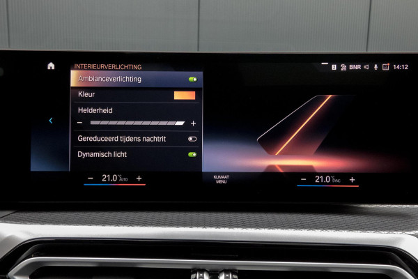 BMW 3 Serie Touring 330e M-PAKKET | HEAD UP | 360 CAMERA | ELEKTRISCHE VERSTELBARE VOORSTOELEN | PANORAMADAK | SIDE ASSIST