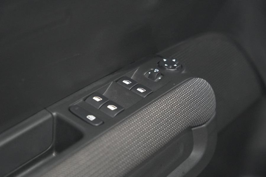 Citroën C3 Aircross PureTech 110 Feel | Parkeersensoren | Navigatie | Apple Carplay