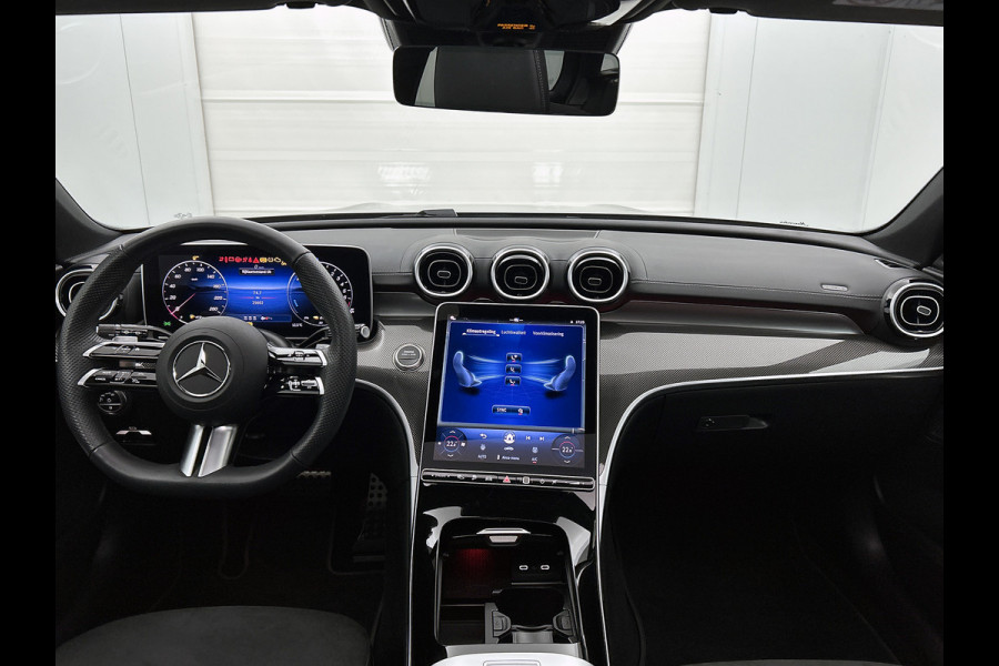 Mercedes-Benz C-Klasse Estate 300 e AMG Plug-In Hybride AMG Line | Trekhaak | Panorama Schuif-Kanteldak | Digital Licht | Rijassistentiepakket Plus incl. PRE-SAFE Inclusief 24 maanden MB Certified garantie voor Europa.