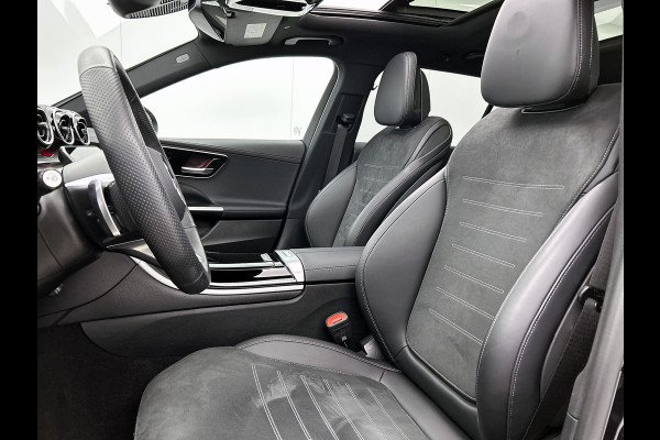 Mercedes-Benz C-Klasse Estate 300 e AMG Plug-In Hybride AMG Line | Trekhaak | Panorama Schuif-Kanteldak | Digital Licht | Rijassistentiepakket Plus incl. PRE-SAFE Inclusief 24 maanden MB Certified garantie voor Europa.
