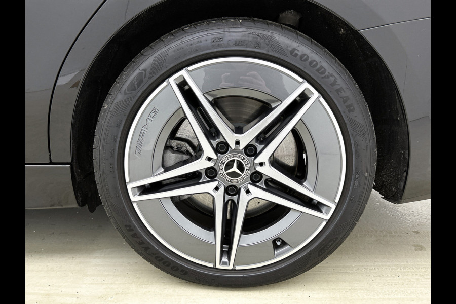 Mercedes-Benz C-Klasse Estate 300 e AMG Plug-In Hybride AMG Line | Trekhaak | Panorama Schuif-Kanteldak | Digital Licht | Rijassistentiepakket Plus incl. PRE-SAFE Inclusief 24 maanden MB Certified garantie voor Europa.