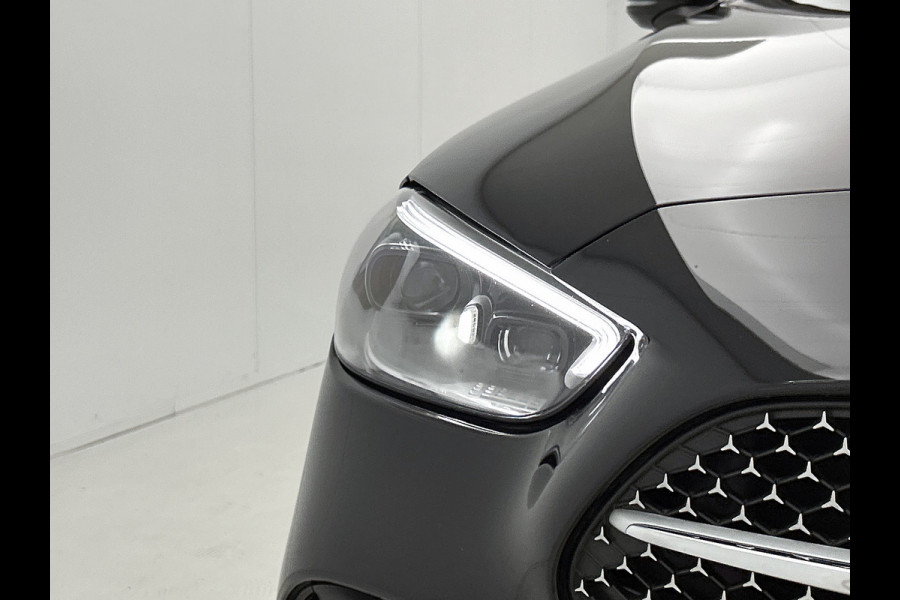 Mercedes-Benz C-Klasse Estate 300 e AMG Plug-In Hybride AMG Line | Trekhaak | Panorama Schuif-Kanteldak | Digital Licht | Rijassistentiepakket Plus incl. PRE-SAFE Inclusief 24 maanden MB Certified garantie voor Europa.