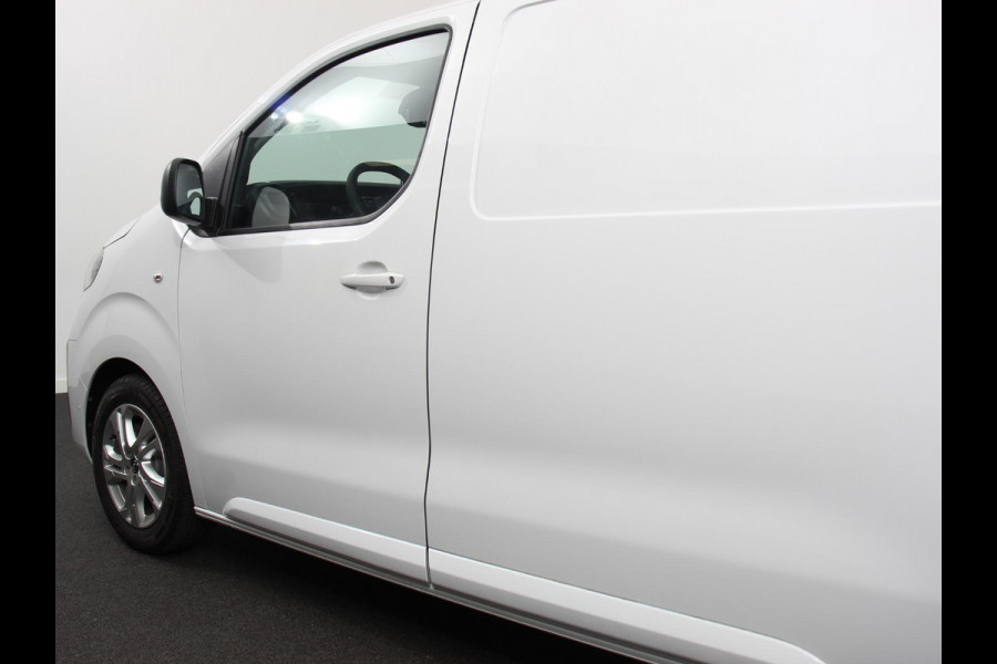 Opel Vivaro 2.0 Diesel 180 S&S L3 Automaat Apple Carplay /  Android Auto Parkeersensoren V+A Trekhaak Camera Navigatie Cruise Control LED koplampen houten afwerking laadruimte