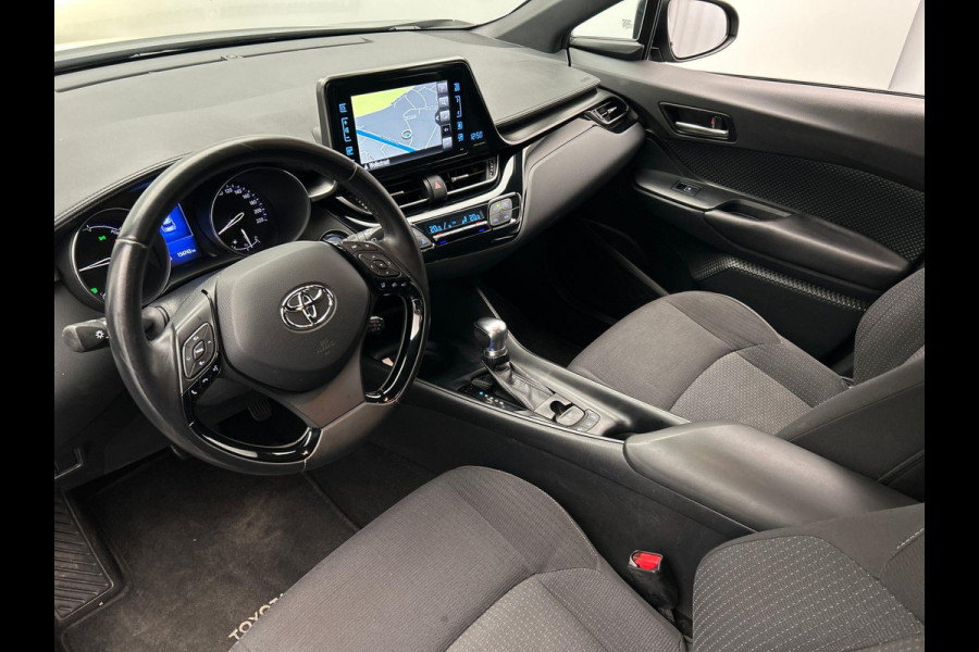 Toyota C-HR 1.8 Hybrid Dynamic * Origineel nederlands * Navigatie Camera Climate Dealeronderhouden