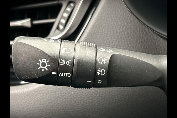 Toyota C-HR 1.8 Hybrid Dynamic * Origineel nederlands * Navigatie Camera Climate Dealeronderhouden