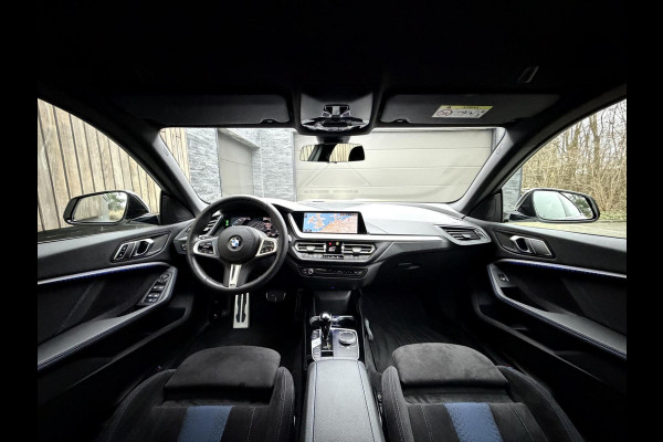 BMW 2 Serie Gran Coupé 218i M Sport Automaat | Alcantara | LED adaptief & grootlichtassistent | HiFi systeem | Achterspoiler | Apple CarPlay