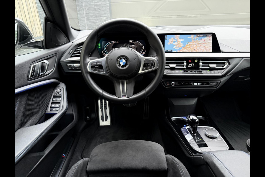 BMW 2 Serie Gran Coupé 218i M Sport Automaat | Alcantara | LED adaptief & grootlichtassistent | HiFi systeem | Achterspoiler | Apple CarPlay