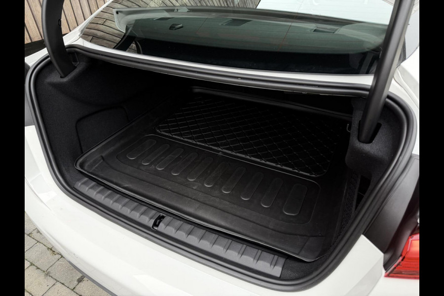 BMW 2 Serie Gran Coupé 218i M Sport Automaat | Alcantara | LED adaptief & grootlichtassistent | HiFi systeem | Achterspoiler | Apple CarPlay