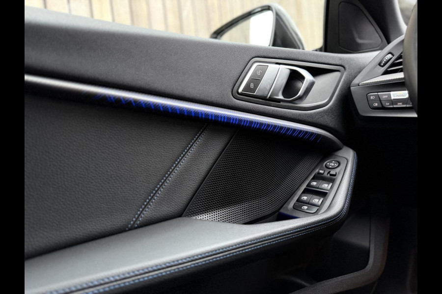 BMW 2 Serie Gran Coupé 218i M Sport Automaat | Alcantara | LED adaptief & grootlichtassistent | HiFi systeem | Achterspoiler | Apple CarPlay