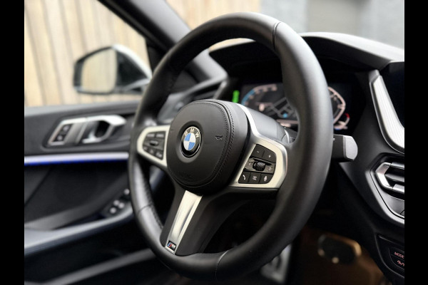 BMW 2 Serie Gran Coupé 218i M Sport Automaat | Alcantara | LED adaptief & grootlichtassistent | HiFi systeem | Achterspoiler | Apple CarPlay