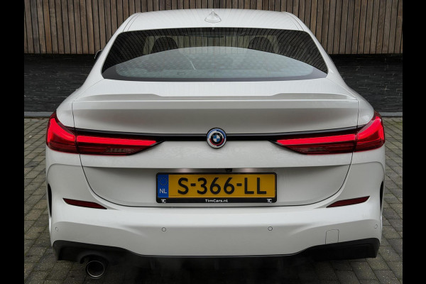 BMW 2 Serie Gran Coupé 218i M Sport Automaat | Alcantara | LED adaptief & grootlichtassistent | HiFi systeem | Achterspoiler | Apple CarPlay