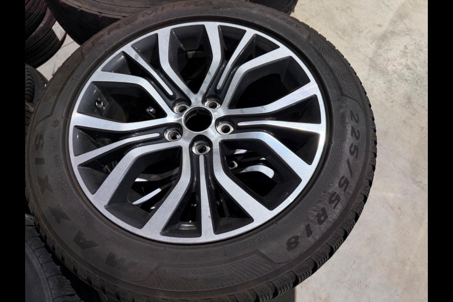 Mitsubishi Outlander 2.4 PHEV Intense+ 4WD, NAP, CarPlay, Trekhaak, Sunroof