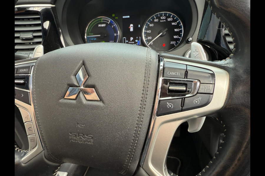Mitsubishi Outlander 2.4 PHEV Intense+ 4WD, NAP, CarPlay, Trekhaak, Sunroof
