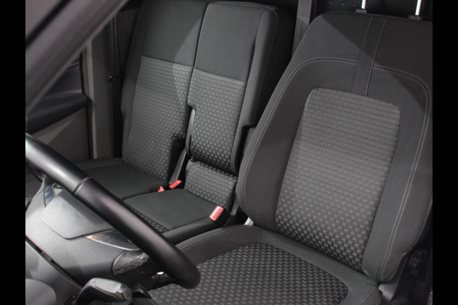 Ford Transit Connect 100pk Automaat L2 Trend | Navigatie | Camera | Imperiaal met ladder rol | Cruise control | Trekhaak | 3-Zits | Airco | DAB+ | Euro6