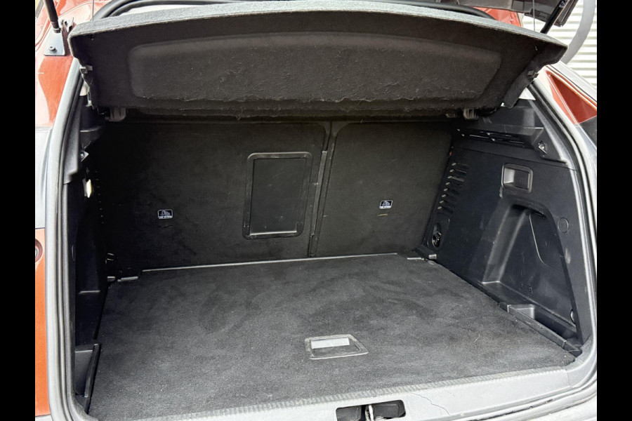 Peugeot 3008 1.2 PureTech Allure 2e Eigenaar,Navi,Clima,Cruise,PDC,Automaat,Trekhaak,Stoelverwarming,APK tot 03-2026