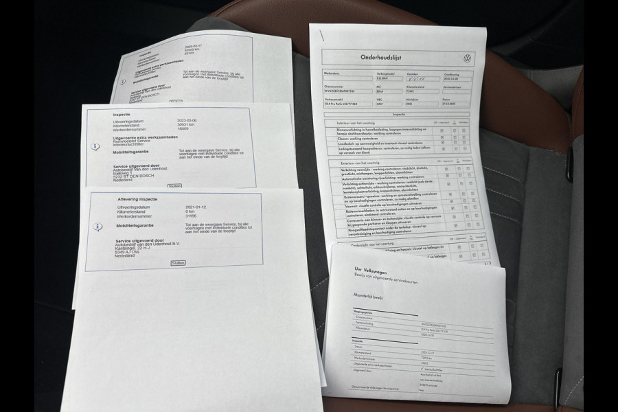 Volkswagen ID.4 First 77 kWh | VAN: 27.900,- VOOR: 24.877,- UW EINDEJAARSVOORDEEL: 3.023,- | CAMERA | 3 FASE | STOEL + STUURVERWARMING | RIJKLAAR INCL 12 MAANDEN BOVAG GARANTIE