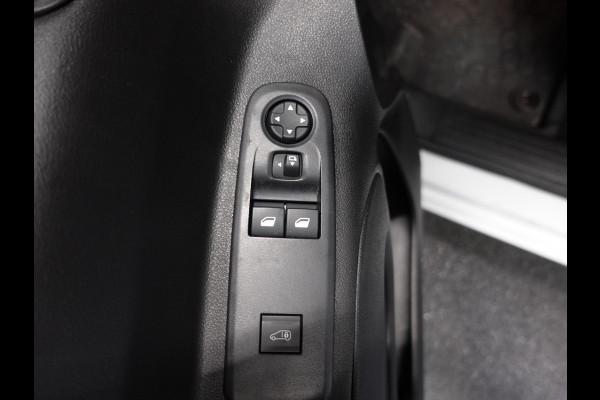 Opel Combo 1.5D L1H1 Edition Automaat Apple Carplay / Android Auto Trekhaak Airco Cruise control