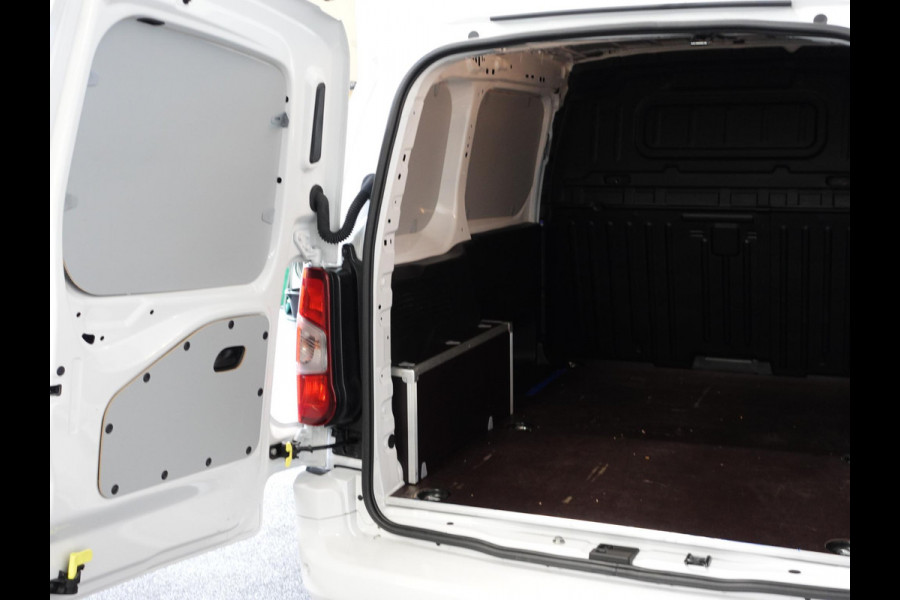 Opel Combo 1.5D L1H1 Edition Automaat Apple Carplay / Android Auto Trekhaak Airco Cruise control
