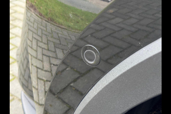 Toyota C-HR 1.8 Hybrid Style | Nieuwe multimedia, Dodehoekherkenning, Stoel + Stuurverwarming, Keyless, 18 inch