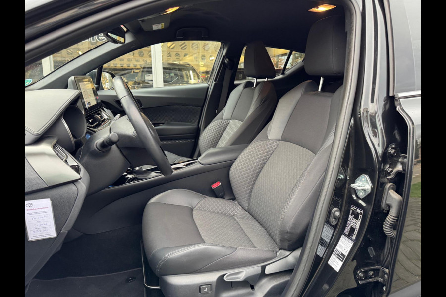 Toyota C-HR 1.8 Hybrid Style | Nieuwe multimedia, Dodehoekherkenning, Stoel + Stuurverwarming, Keyless, 18 inch
