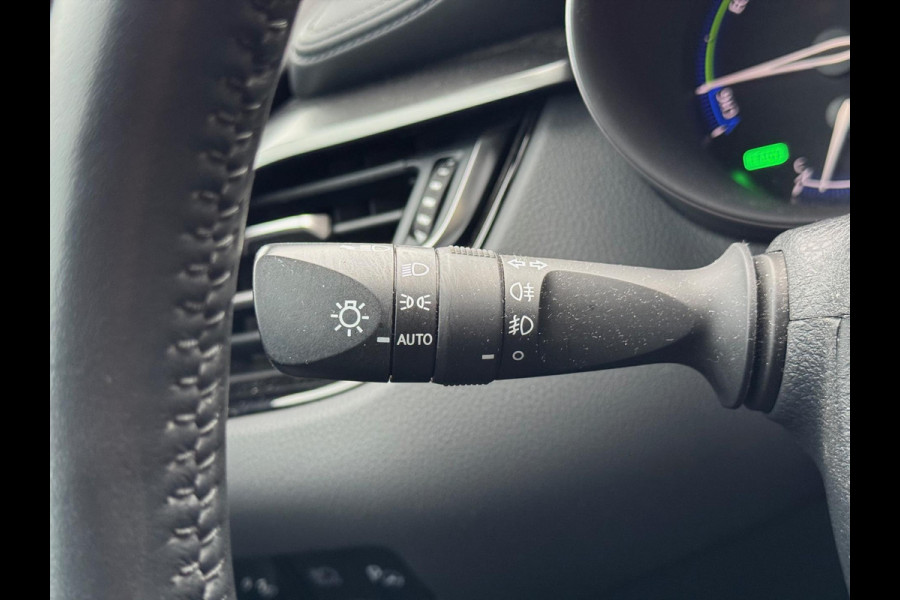 Toyota C-HR 1.8 Hybrid Style | Nieuwe multimedia, Dodehoekherkenning, Stoel + Stuurverwarming, Keyless, 18 inch