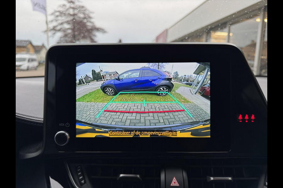 Toyota C-HR 1.8 Hybrid Style | Nieuwe multimedia, Dodehoekherkenning, Stoel + Stuurverwarming, Keyless, 18 inch