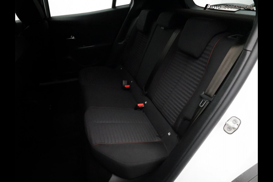 Peugeot 2008 1.2 PureTech Active Pack Deluxe (APPLE CARPLAY,LED,PARELMOER.PARKEERSENSOR,CLIMATE,CRUISE,LM-VELGEN,TOPCONDITIE)