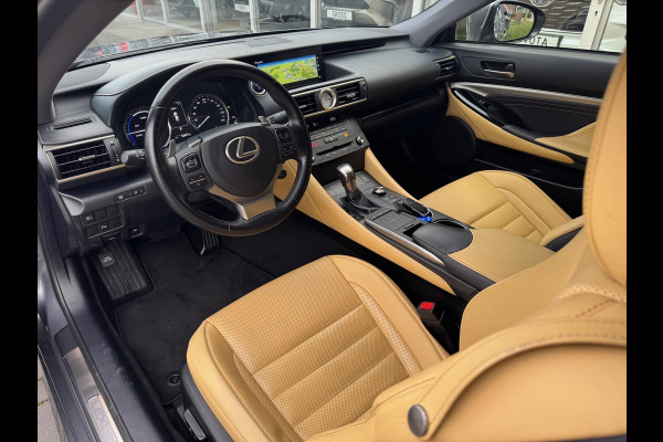 Lexus RC 300h Business Line Pro | Eerste eigenaar, Facelift, Leer, Stoelverwarming, Adaptive cruise control, Groot scherm, 18 inch, Keyle