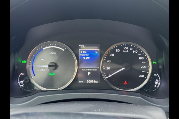 Lexus RC 300h Business Line Pro | Eerste eigenaar, Facelift, Leer, Stoelverwarming, Adaptive cruise control, Groot scherm, 18 inch, Keyle