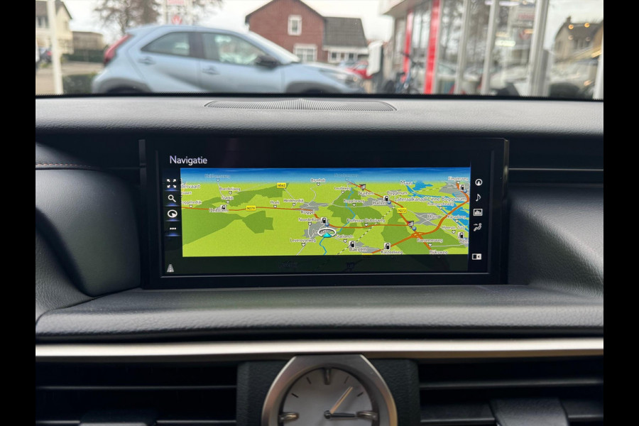 Lexus RC 300h Business Line Pro | Eerste eigenaar, Facelift, Leer, Stoelverwarming, Adaptive cruise control, Groot scherm, 18 inch, Keyle