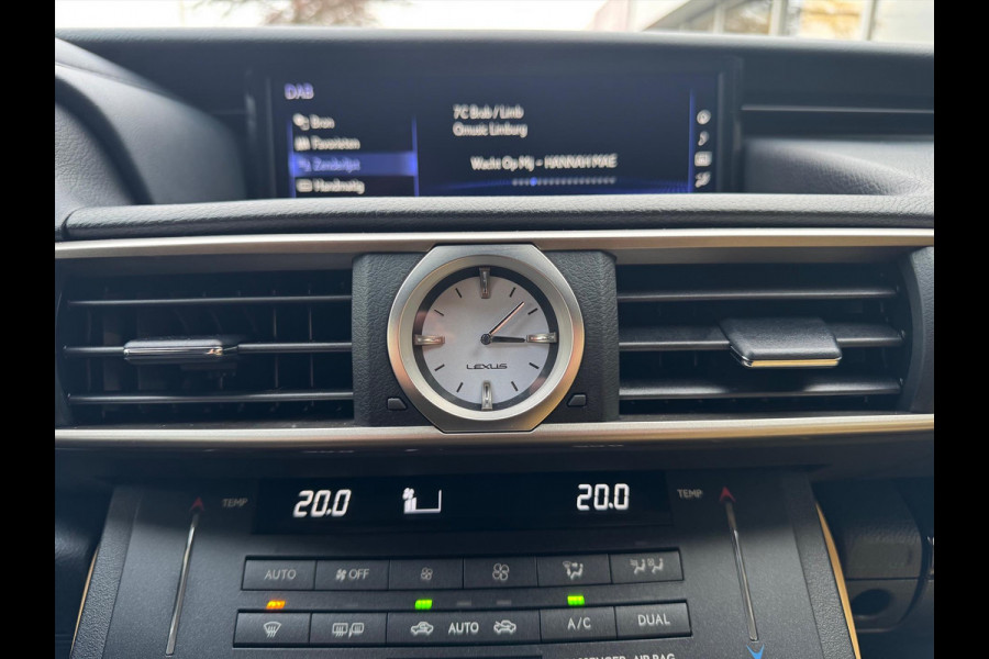 Lexus RC 300h Business Line Pro | Eerste eigenaar, Facelift, Leer, Stoelverwarming, Adaptive cruise control, Groot scherm, 18 inch, Keyle