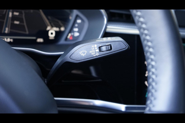 Audi Q3 35 TFSI 3x S-Line Black Optik AUTOMAAT-AMBIANCE-AUDI SOUND-CAMERA-DRIVE SELECT-ELEKTR STOELEN-KEYLESS-MATRIX-TREKHAAK