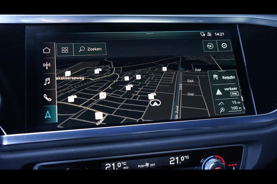 Audi Q3 35 TFSI 3x S-Line Black Optik AUTOMAAT-AMBIANCE-AUDI SOUND-CAMERA-DRIVE SELECT-ELEKTR STOELEN-KEYLESS-MATRIX-TREKHAAK